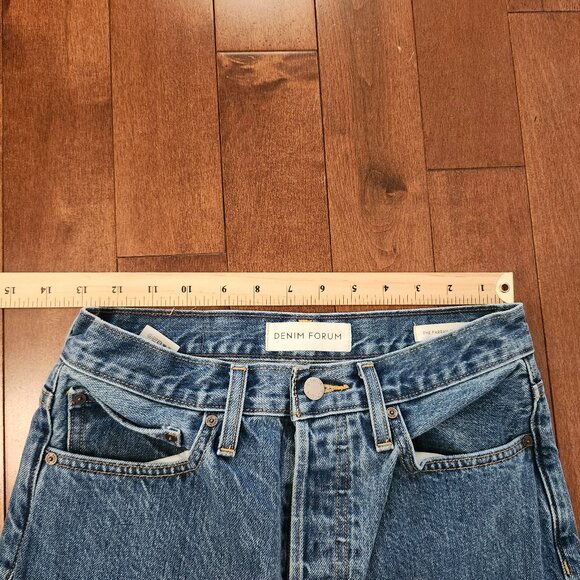 Aritzia Blue Flare & Wide Leg Jeans - Picture 7 of 9